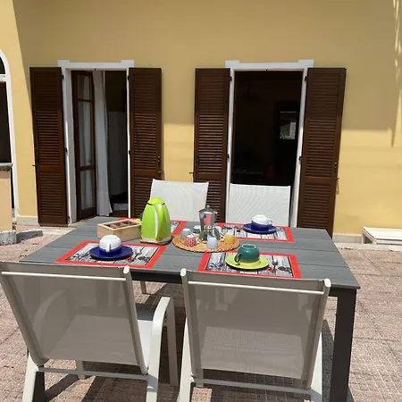 Once Upon A Time Сasa de vacaciones Domaso