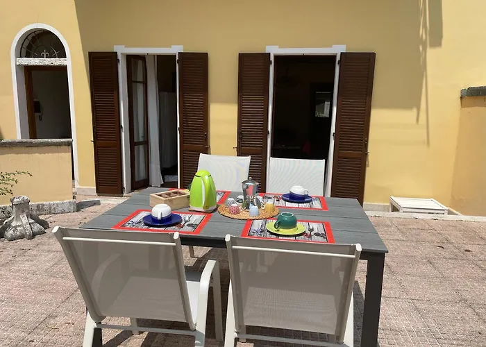 Once Upon A Time Tatil Evi Domaso